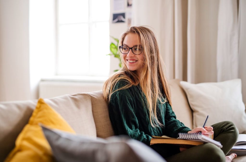 I feel your pain …. Expert guide to living with Endometriosis